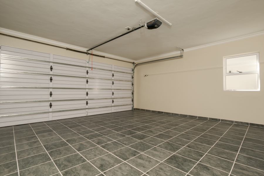 3 Bedroom Property for Sale in Costa Sarda Western Cape